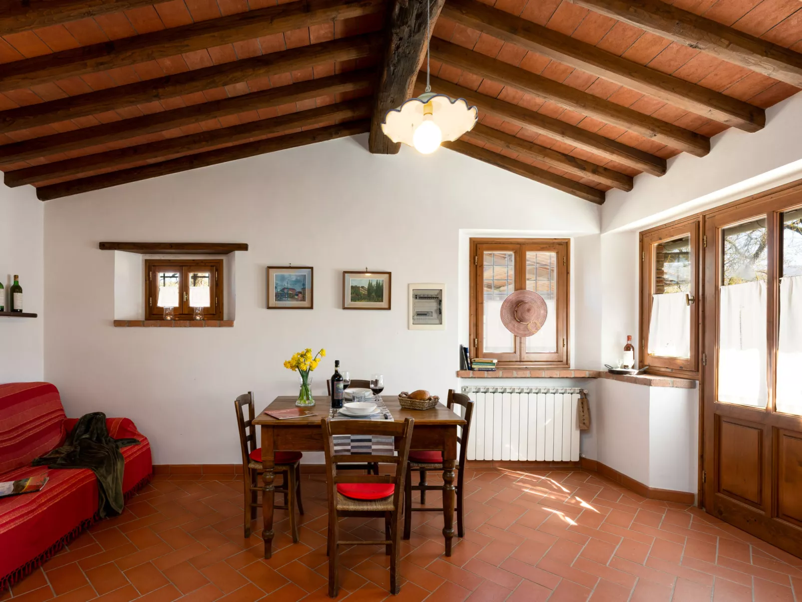 Casa Mario-Binnen