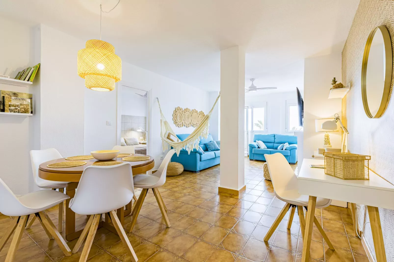The Beach (villa Mar)-Eetkamer