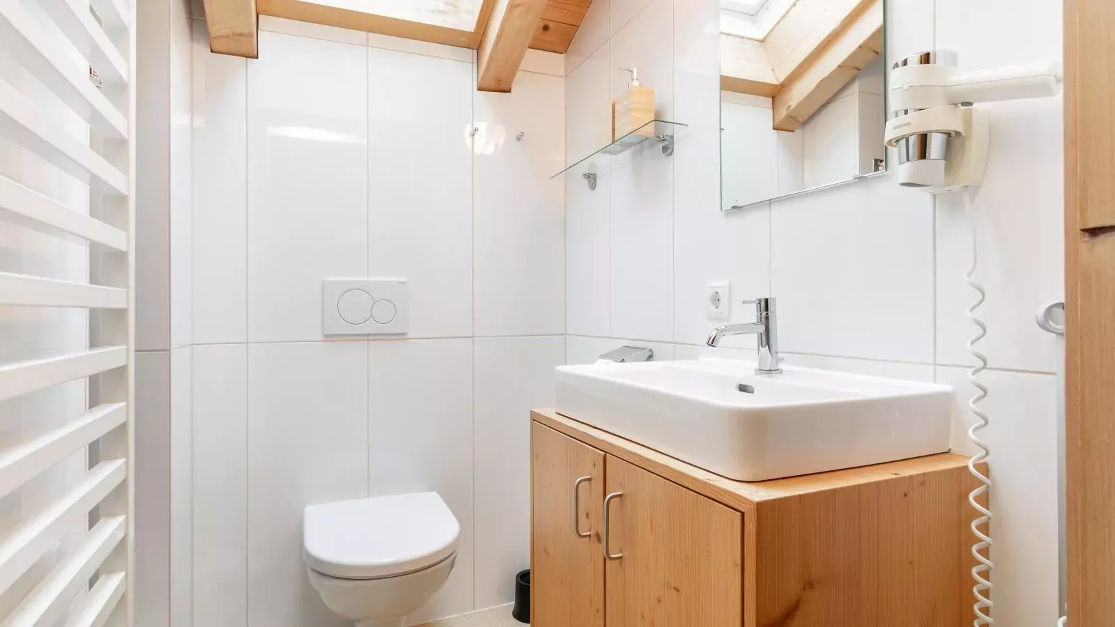 Waidachhaus 16-Badkamer