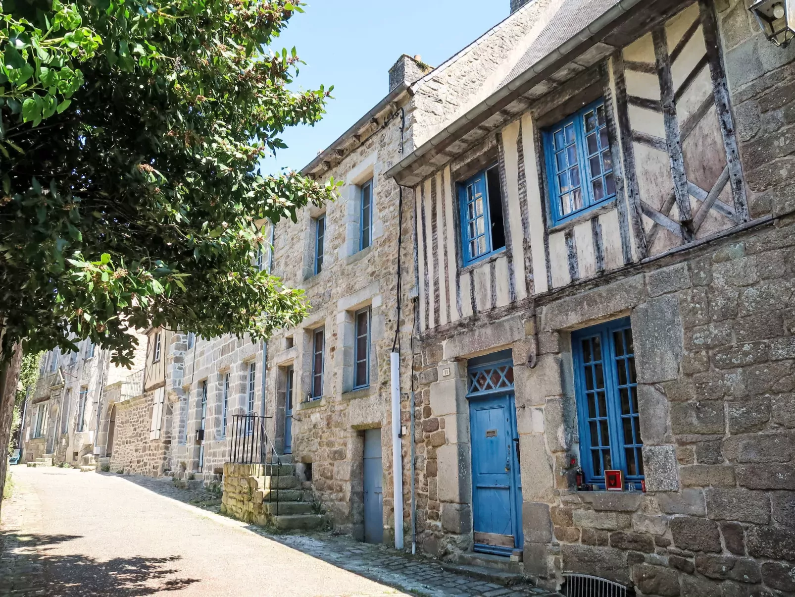 La Fée Margot-Omgeving
