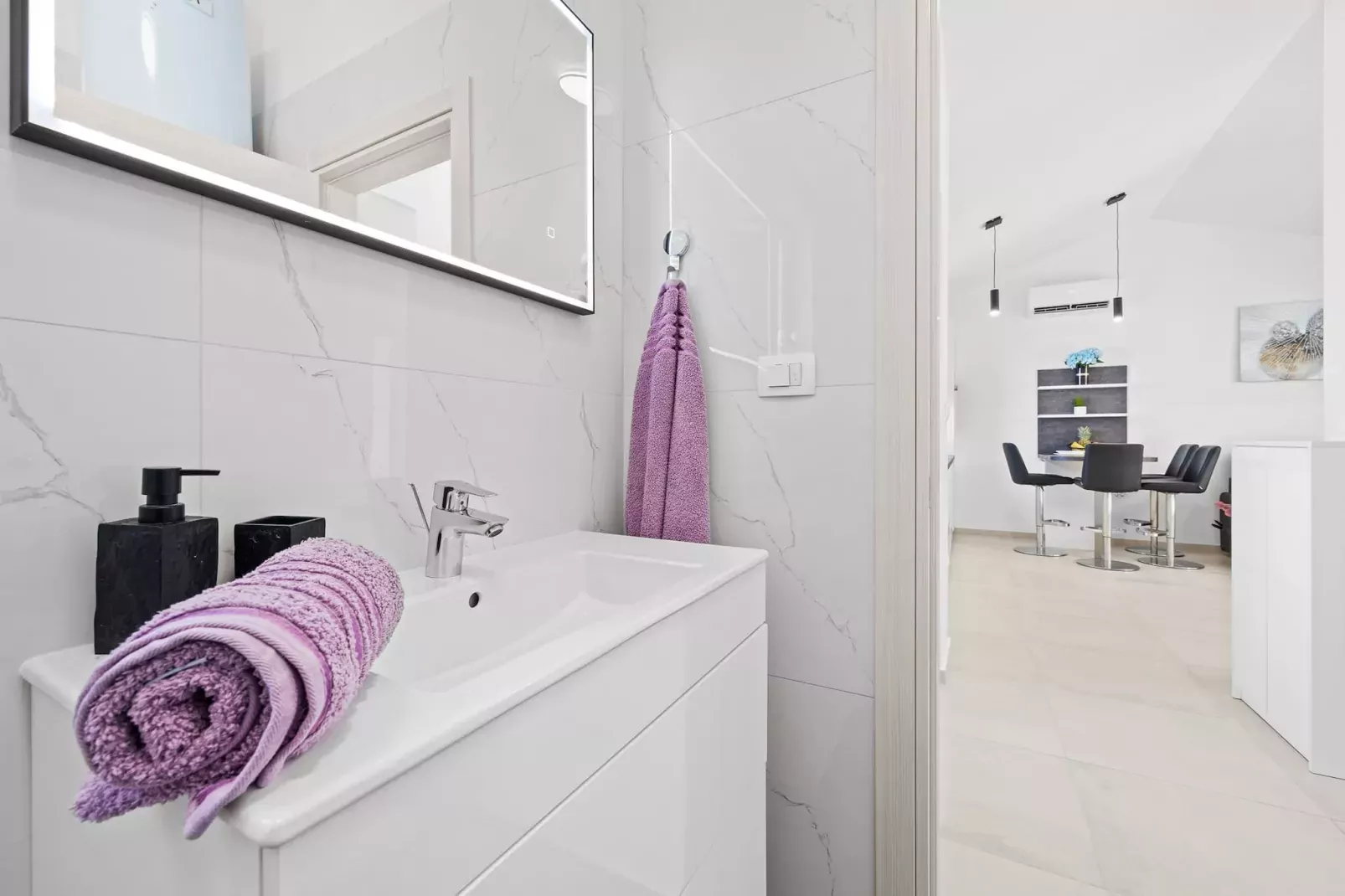 Barbariga Beach Apartment-Badkamer