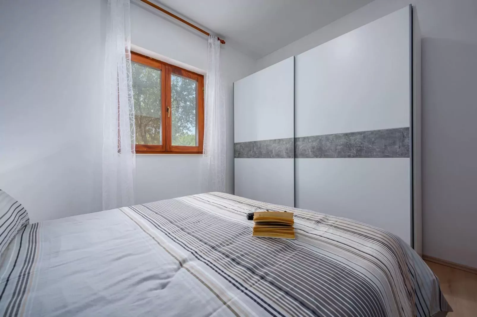 Lara 5 - Shared Pool, Sauna, Jacuzzi-Slaapkamer