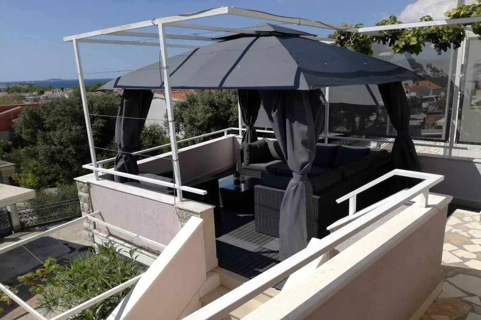 Apartment Mili - Two Bedroom Apartment-Terrasbalkon