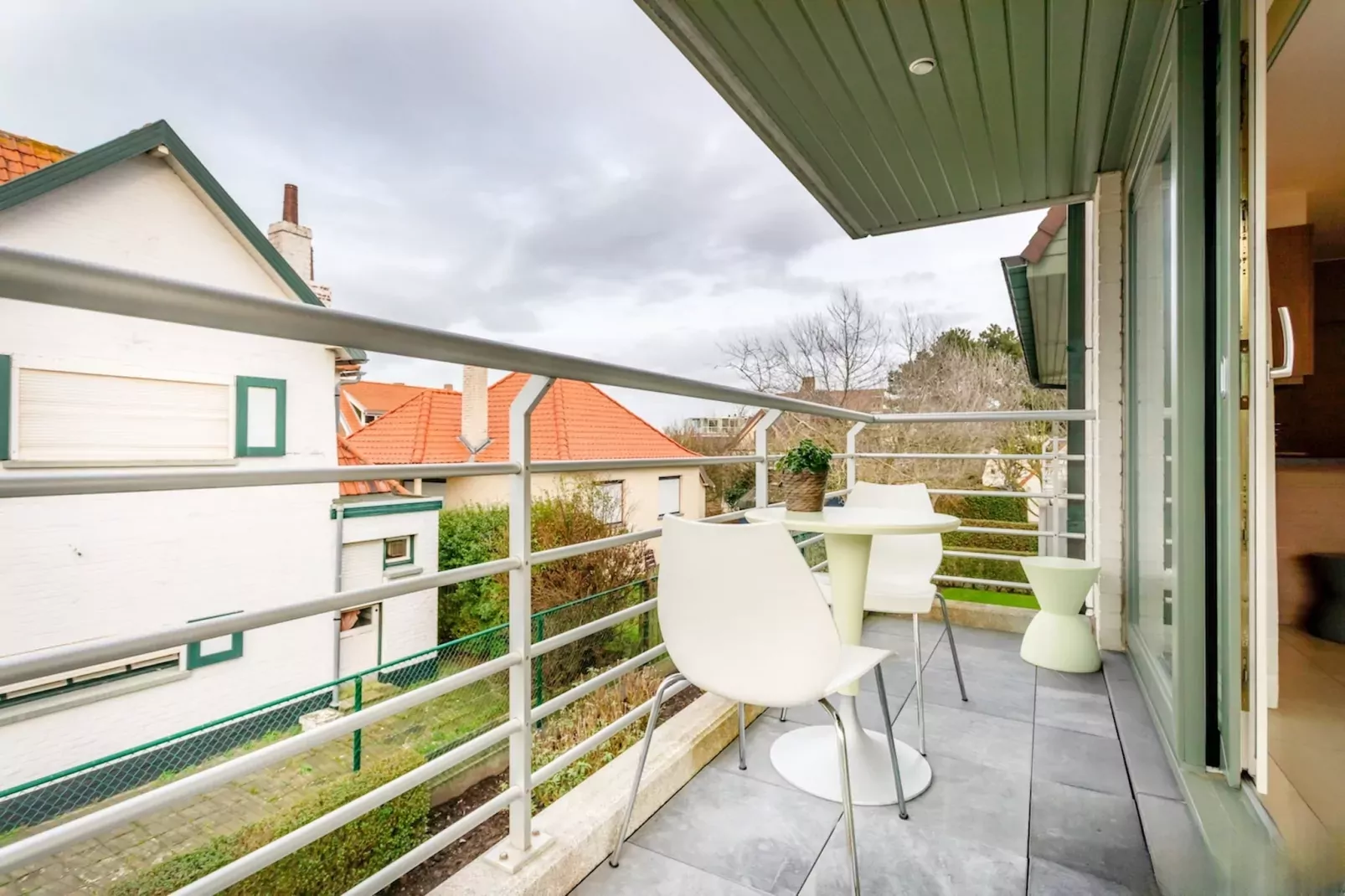 Amena 0101 + garage 14-Terrasbalkon