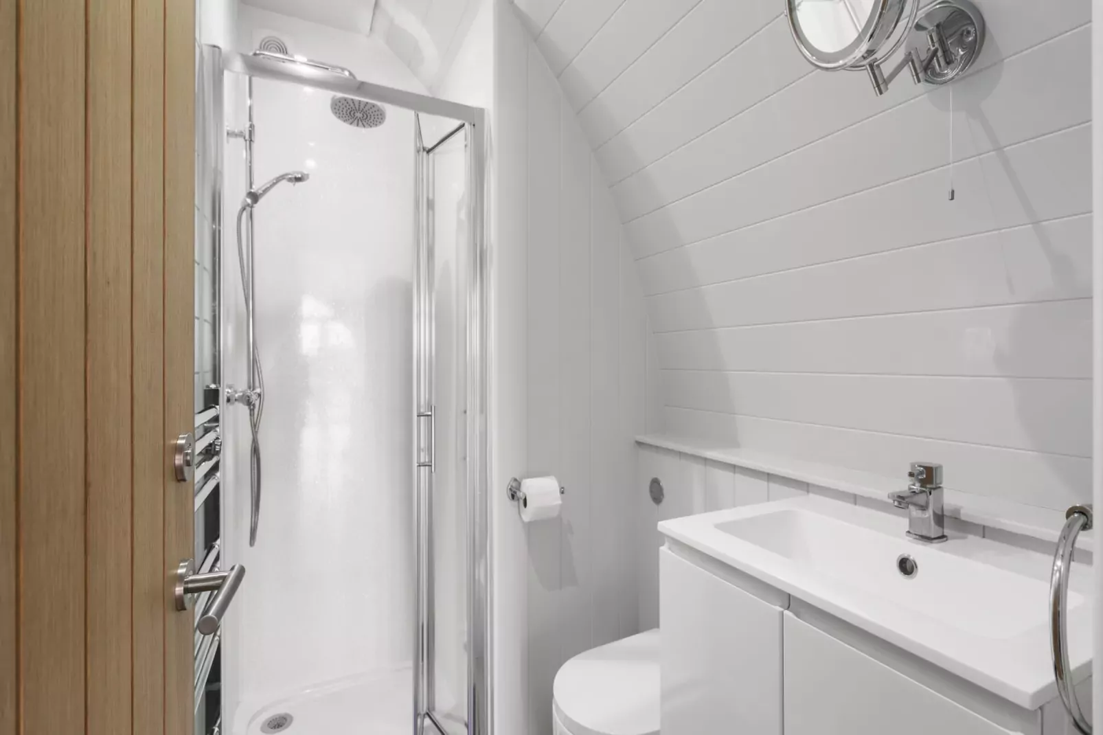 The Highland Camping Pod-Badkamer
