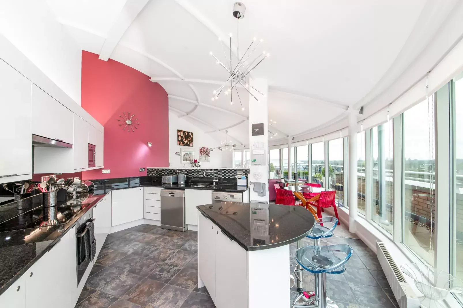 The Penthouse at 611 Westgate-Keuken