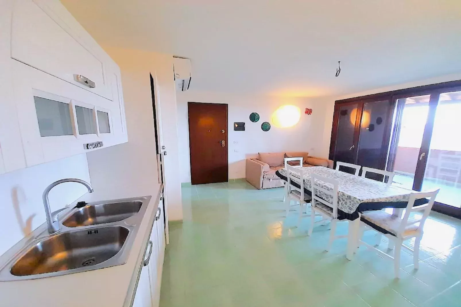 Trilocale 8/42 con AC-Keuken