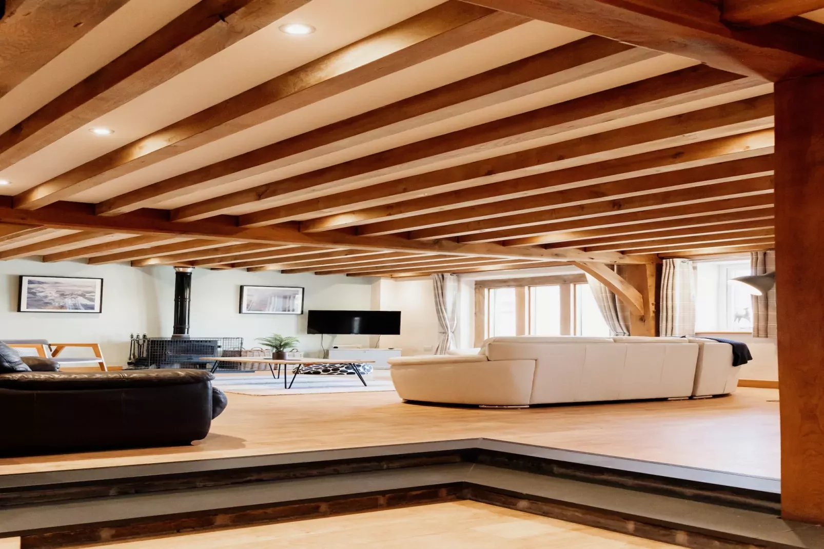 The Welsh Barn-Woonkamer