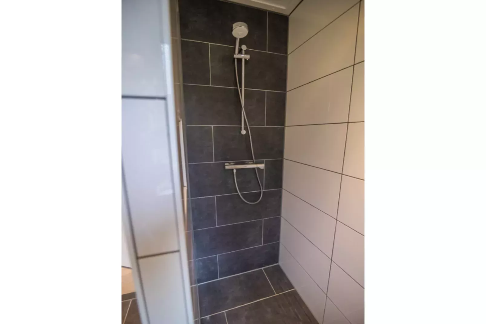4-persoons stenen bosvilla-Badkamer
