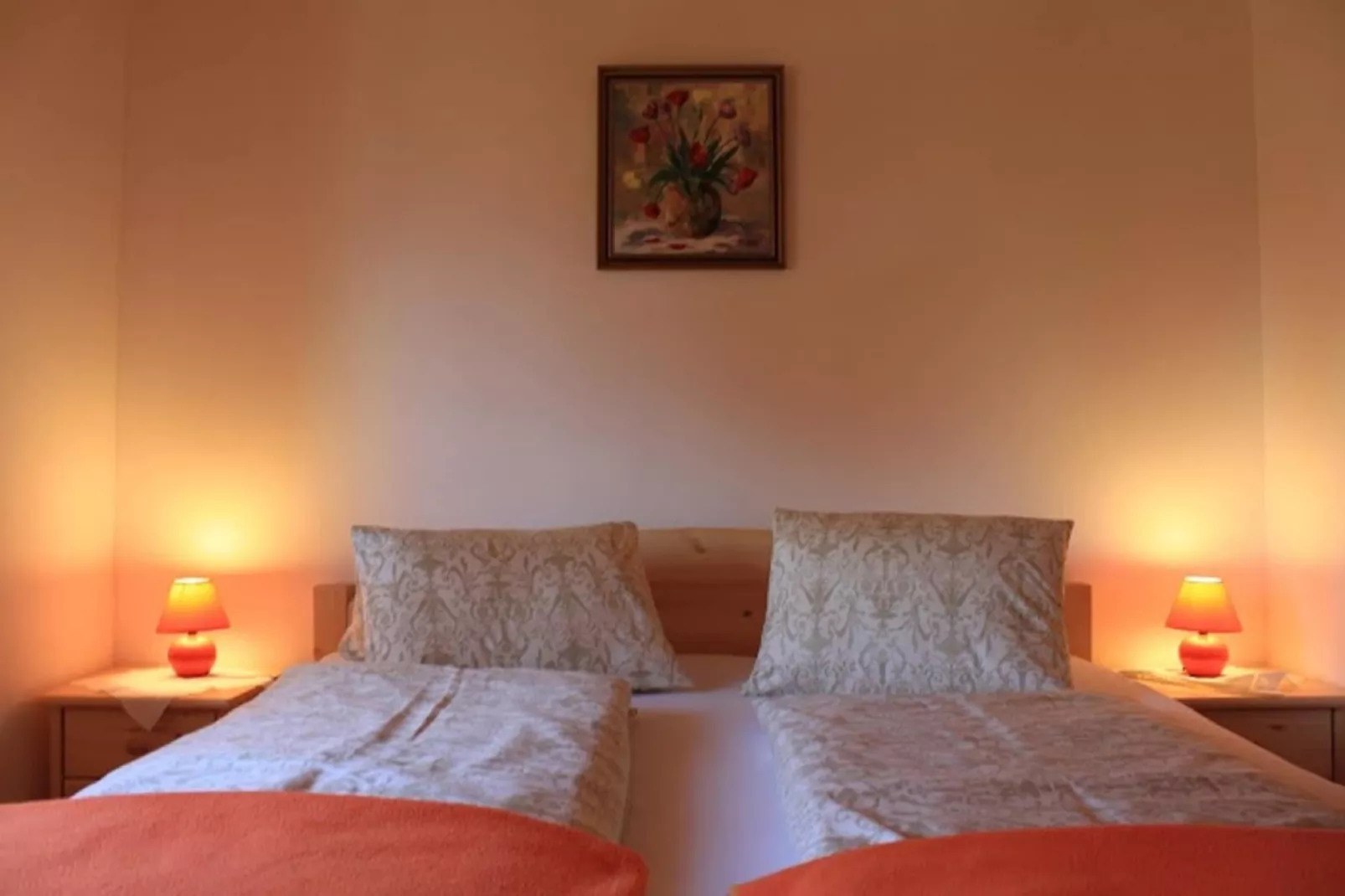 House Dual2 4apartments 5adult-Slaapkamer