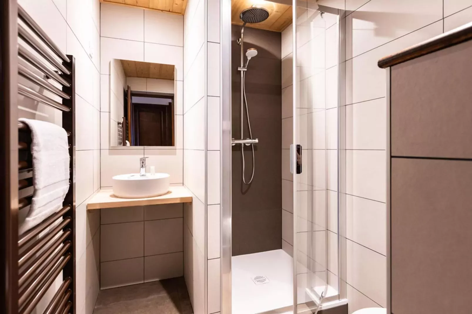 Chalet Altitude Val 2400 1-Badkamer