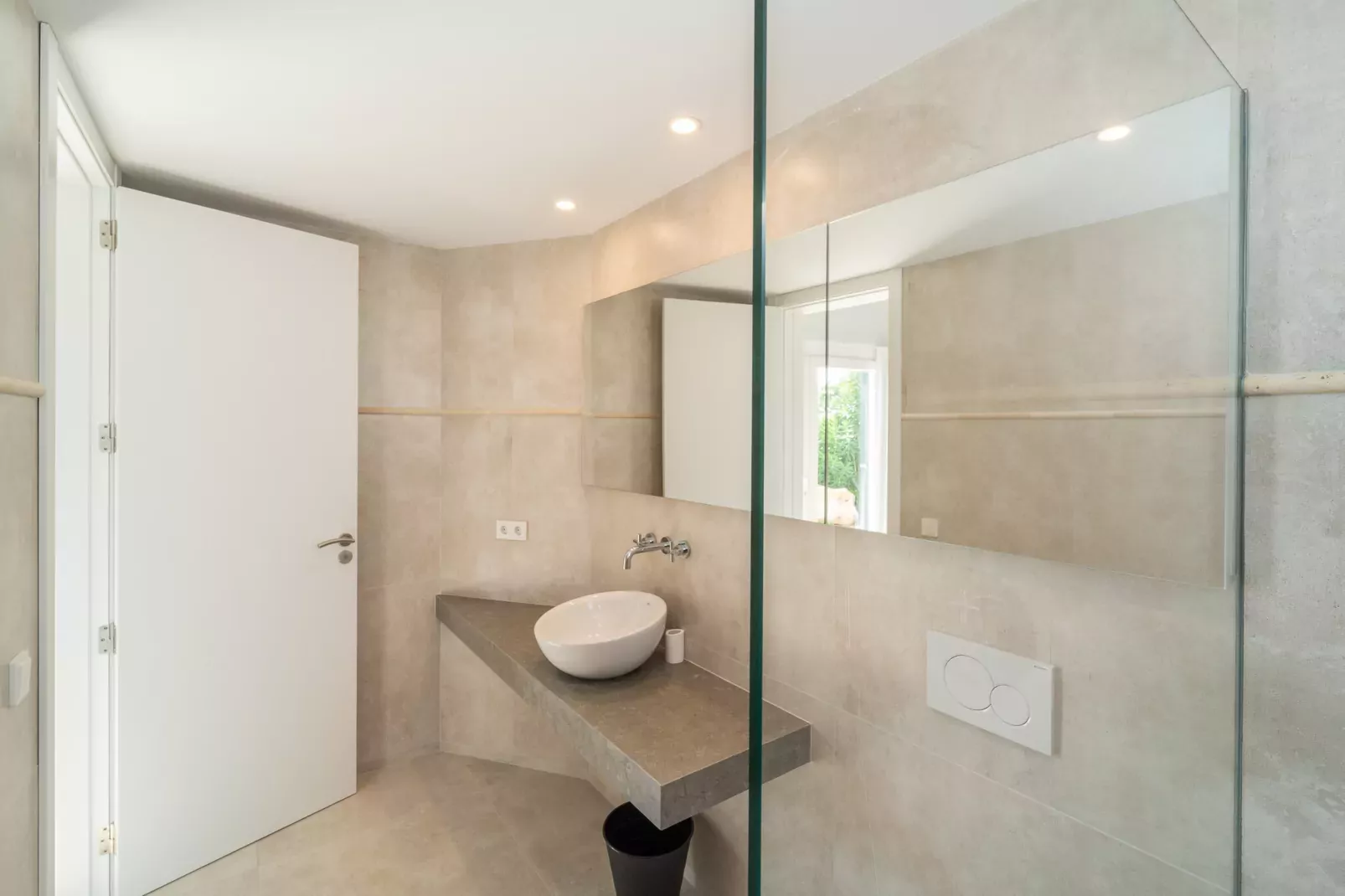 Villa Gaudina-Image-tags.