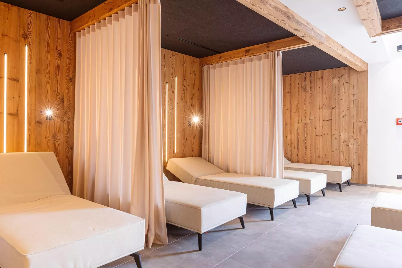 Fiss Suites 1-Wellness