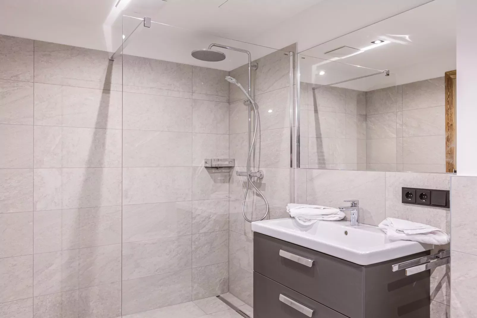 Zugspitz Suites Lermoos 5-Badkamer