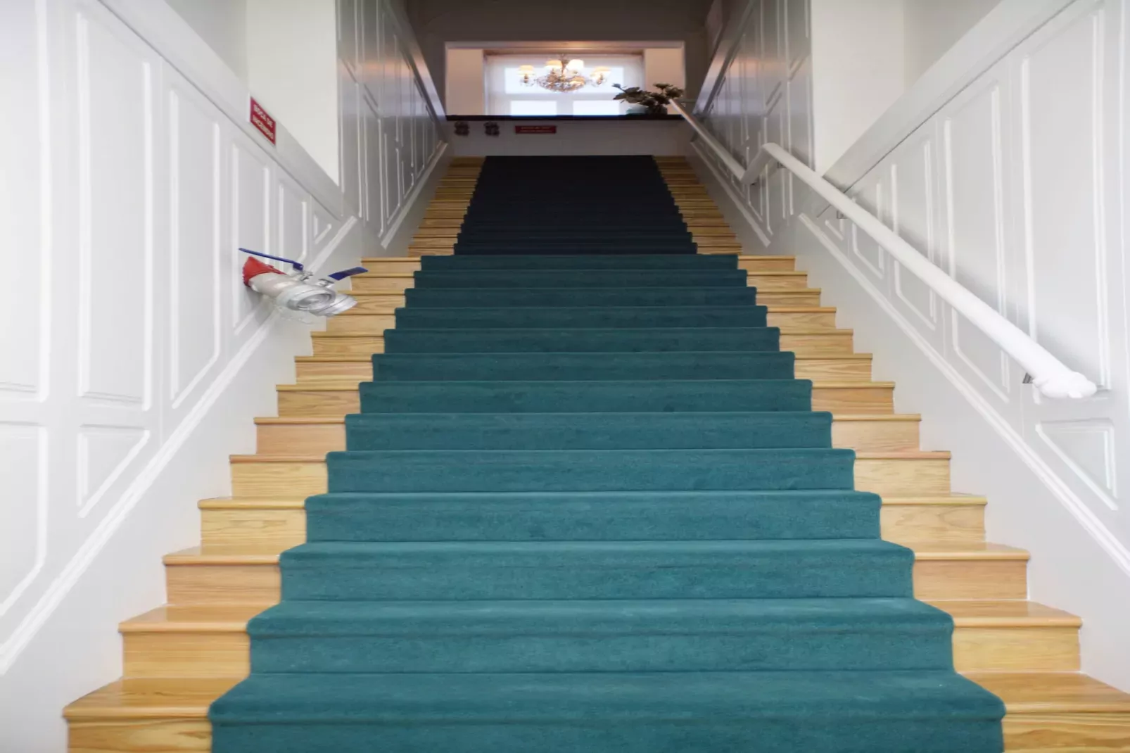 YOUROPO - Market 1A-Overloop