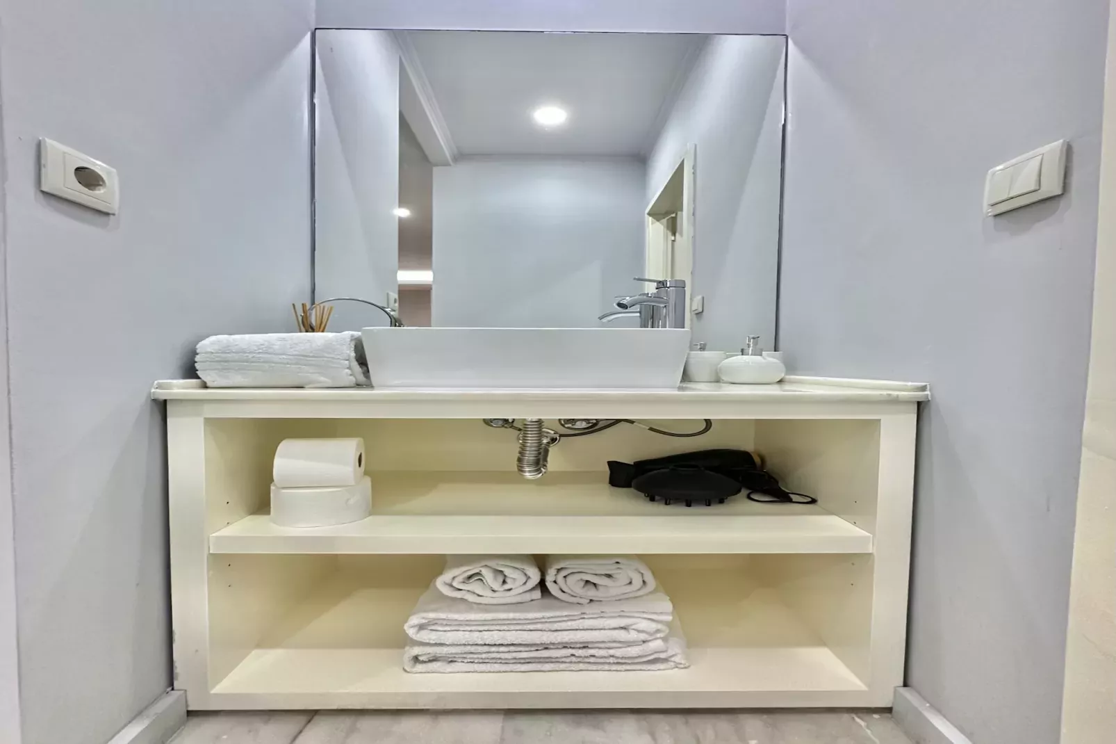 YOUROPO - Downtown 4B-Badkamer