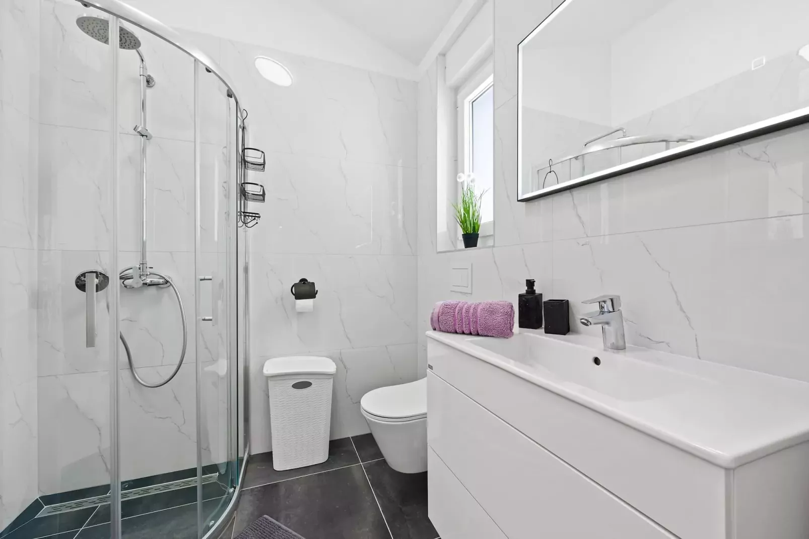 Barbariga Beach Apartment-Badkamer