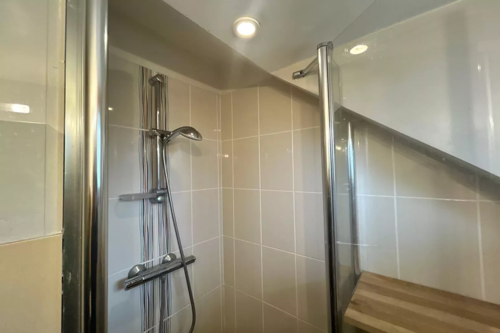 Maison de vacances avec jardin Surzur-Badkamer