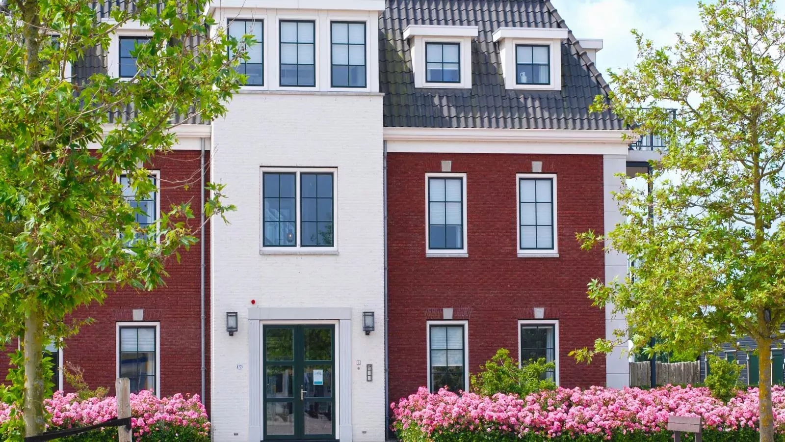 Garden de luxe 27B-Buitenkant zomer