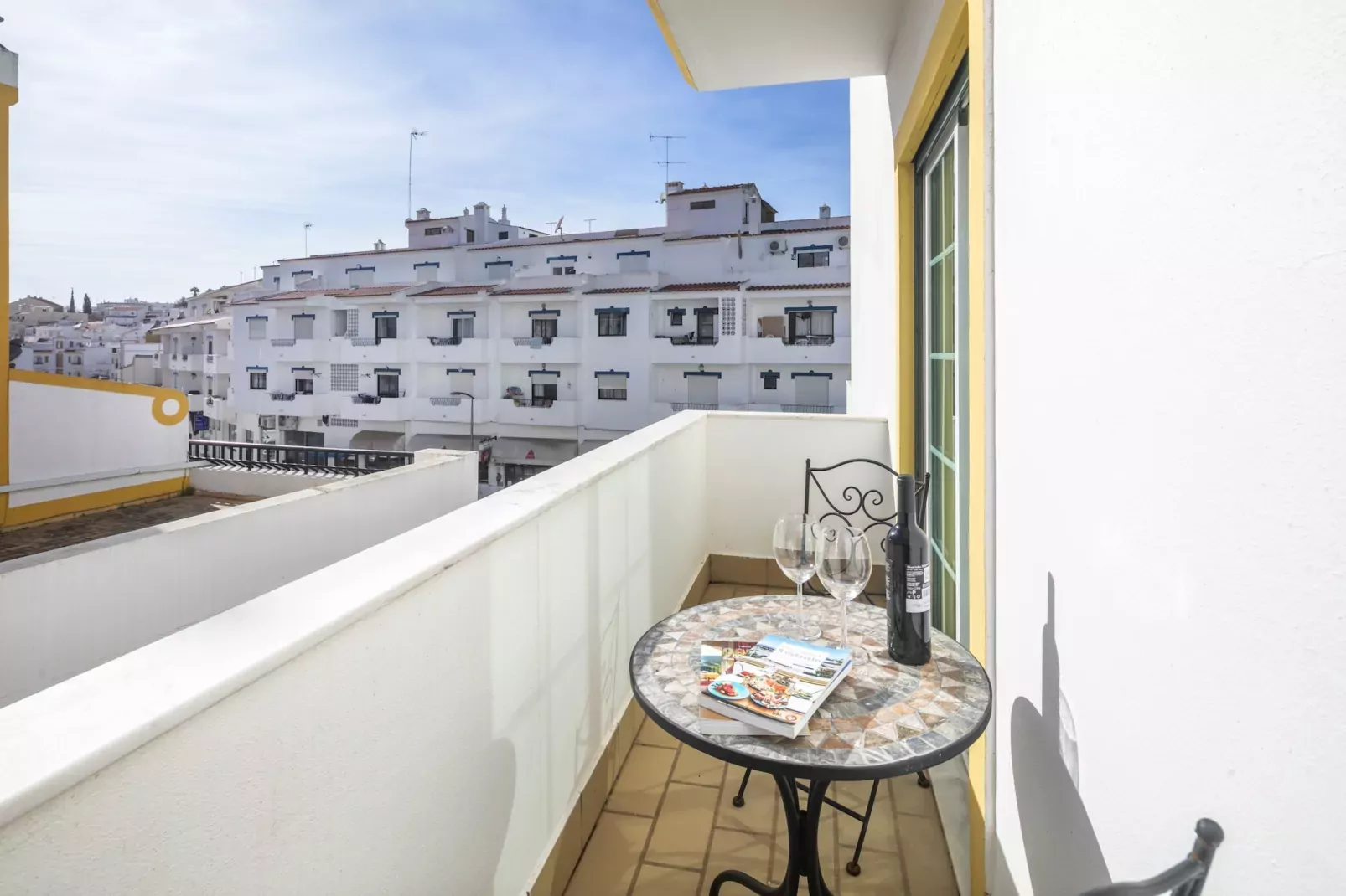 Casa do Mundo - Apartment in center of Carvoeiro-Terrasbalkon