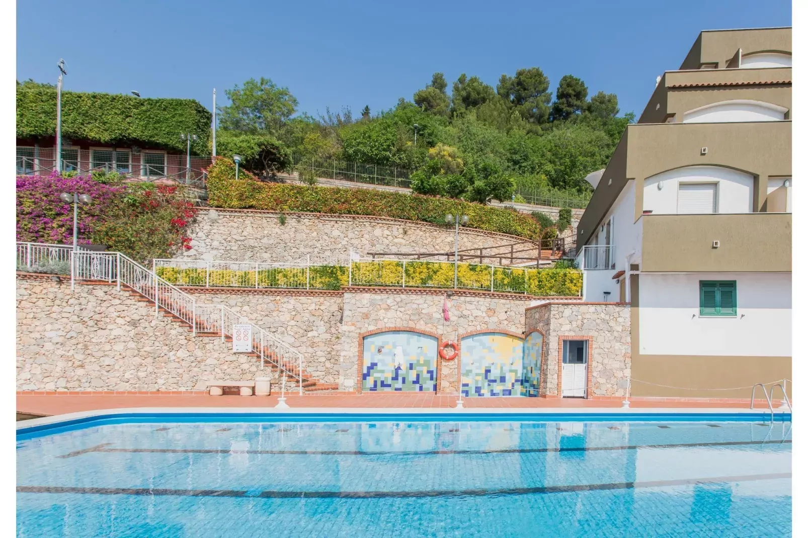 RESIDENCE SANT'ANNA TWO-ROOM APT 5 PAX B5-Zwembad