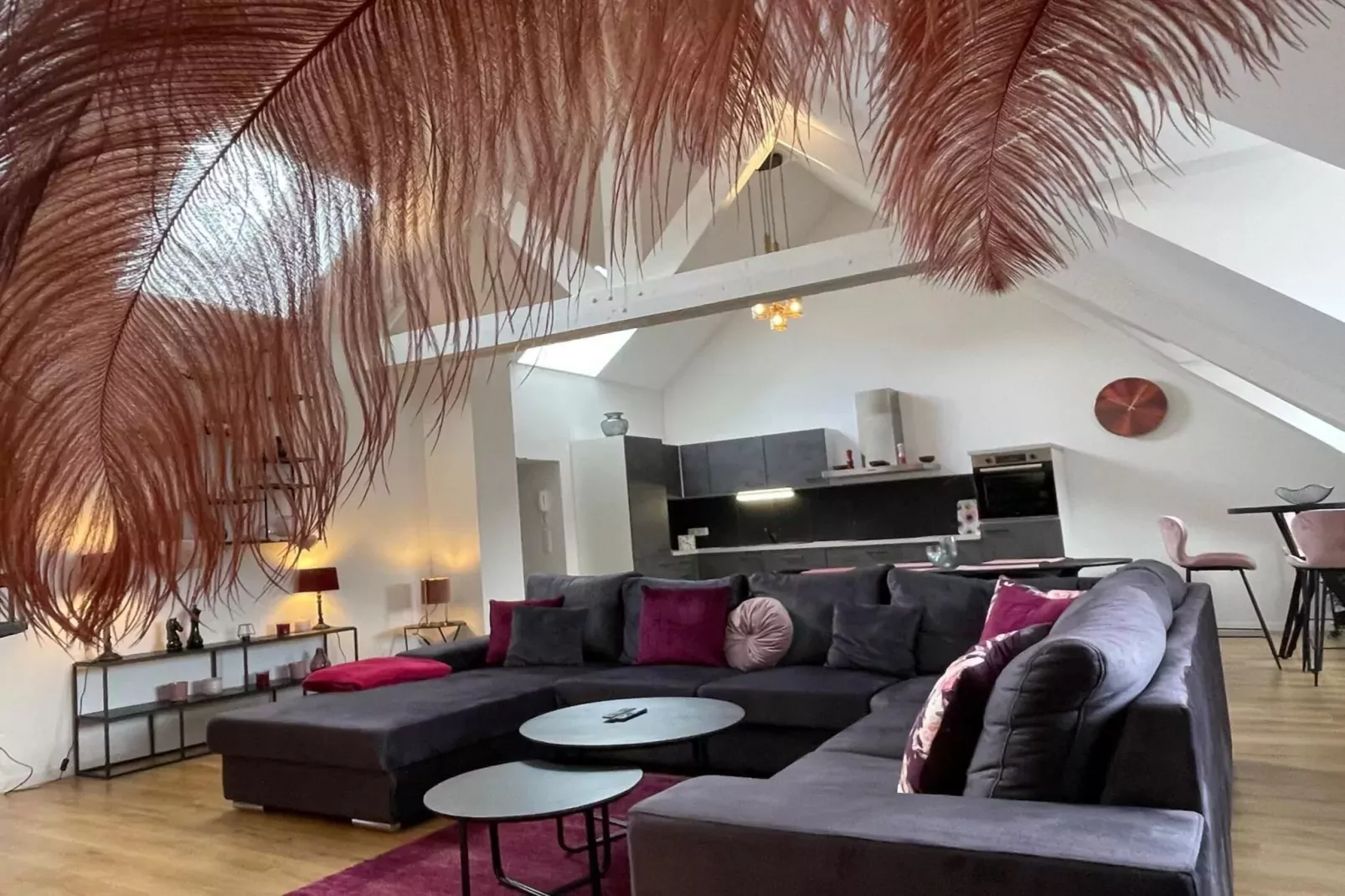 Rooftop Purple-Woonkamer