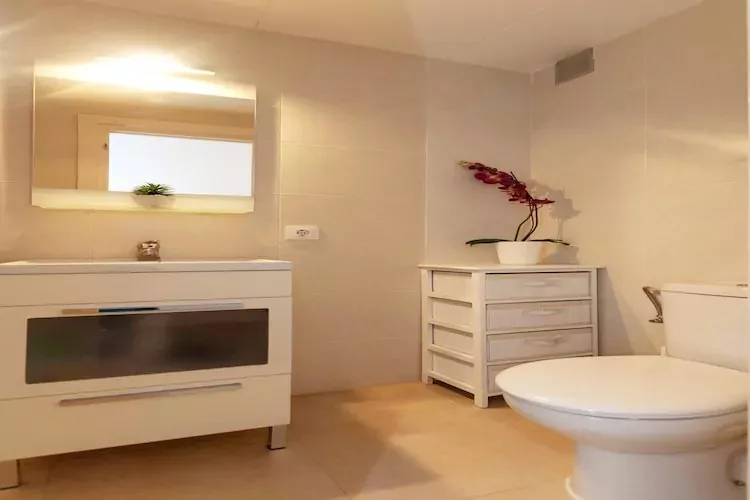 1213 SANT JOAN 200m Playa-Badkamer