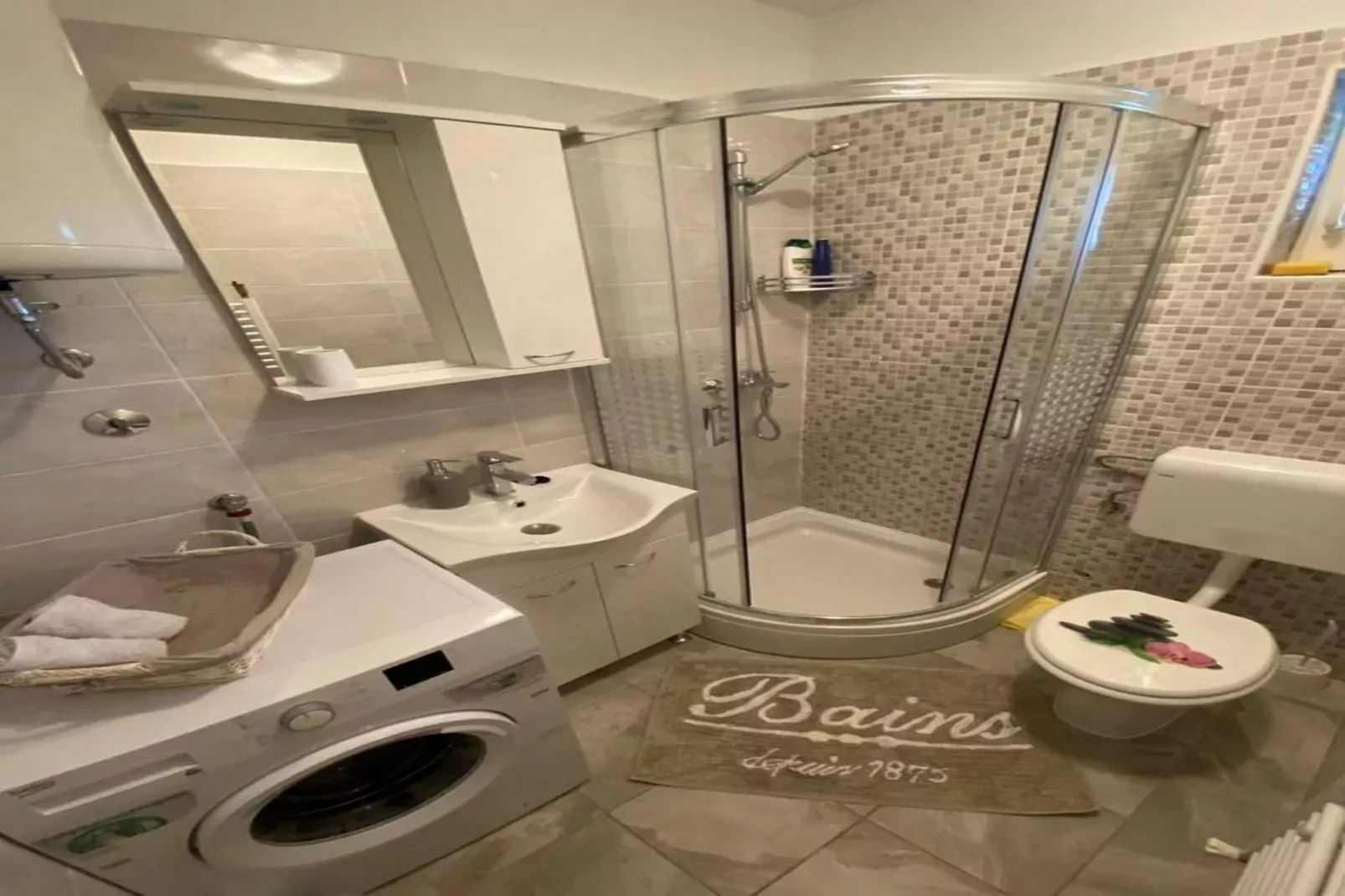 Apartment Ante-Badkamer