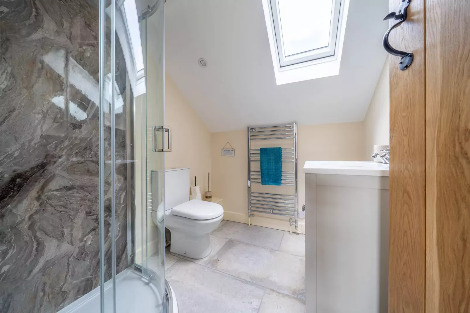 Coygen Cottage-Badkamer