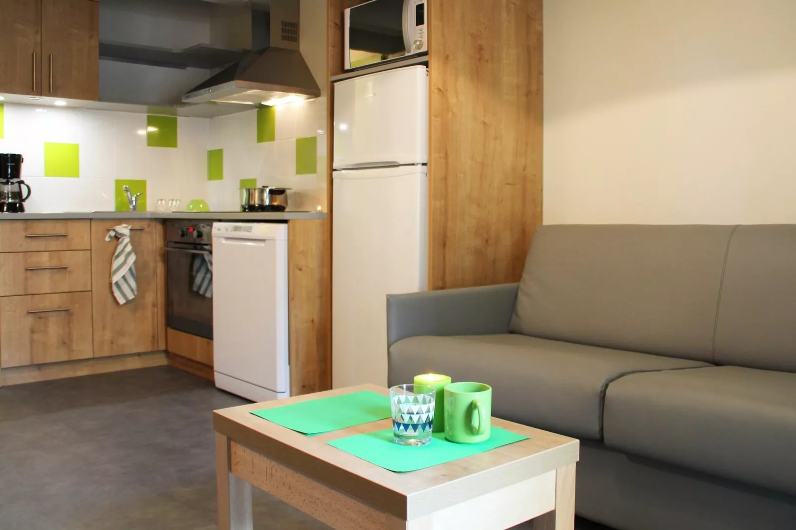 Amboise/Gîte 2 Pièces 5 Personnes 1 bébé-Keuken