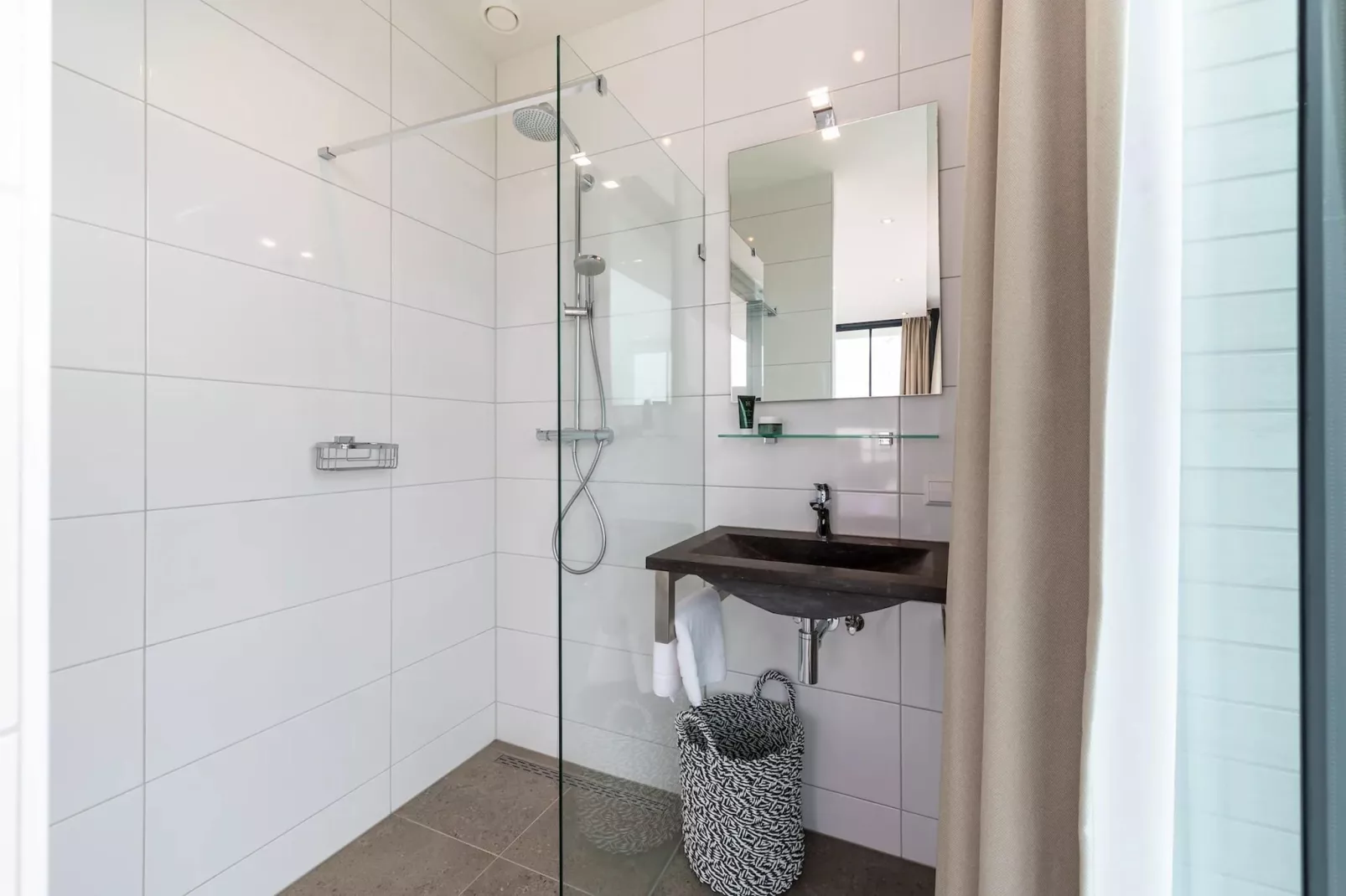 Harbour Village 3-Badkamer