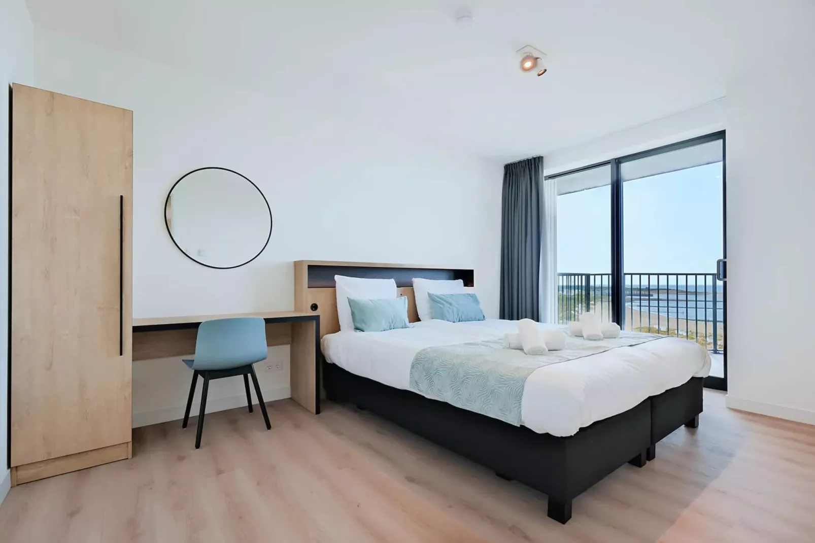 Breskens Apartments & Penthouses 5-Buitenkant zomer