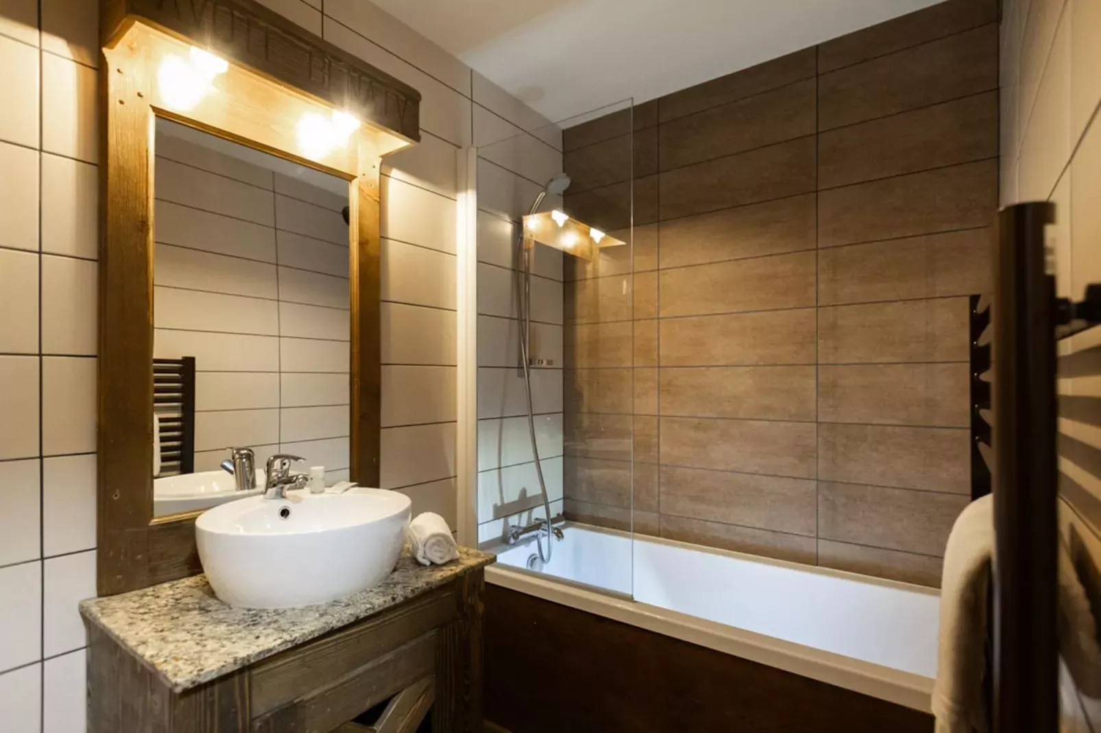 Chalet Altitude Val 2400 1-Badkamer
