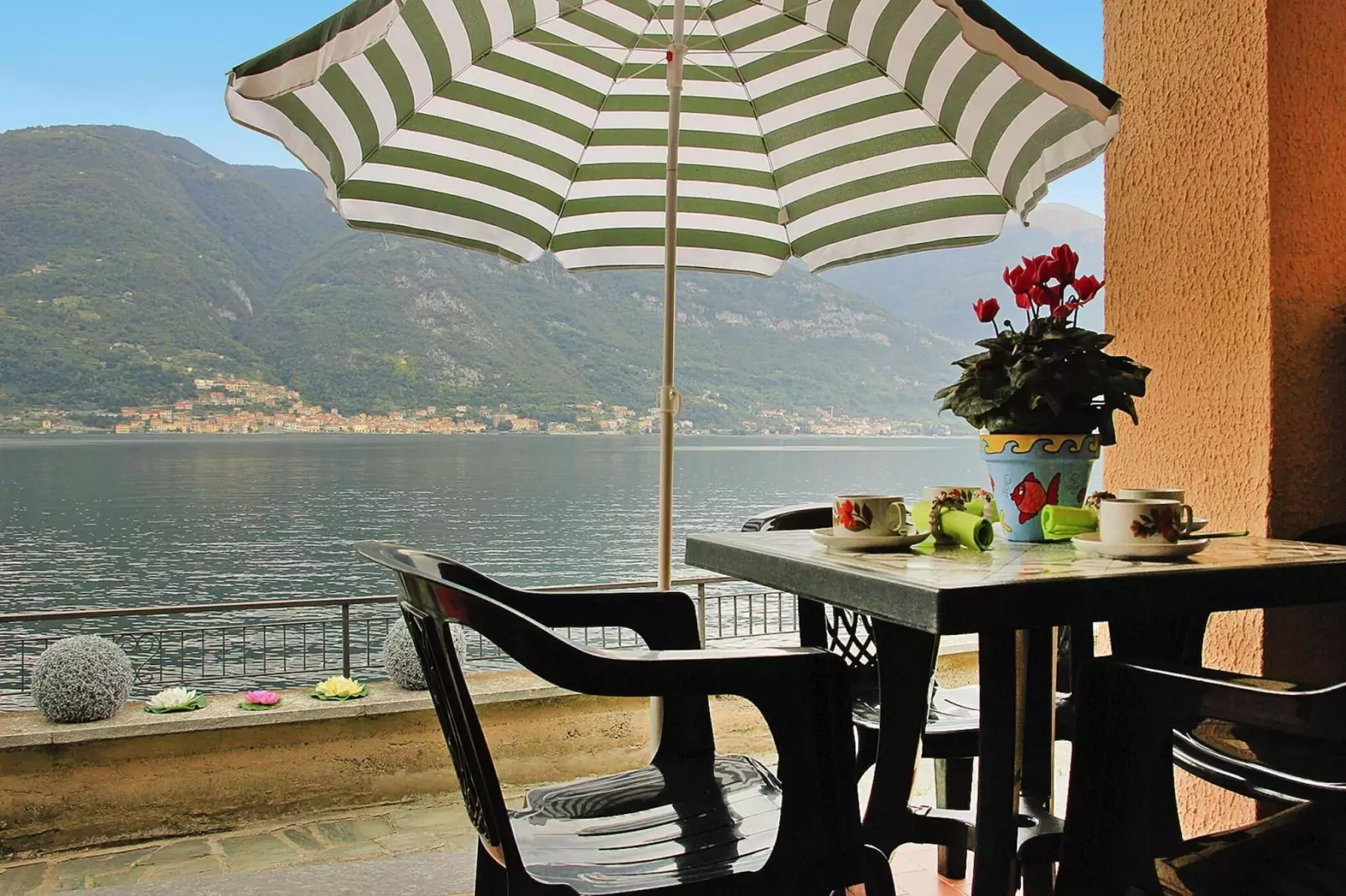 Apartments Paganini, Lezzeno-Paganini 1-2-Terrasbalkon