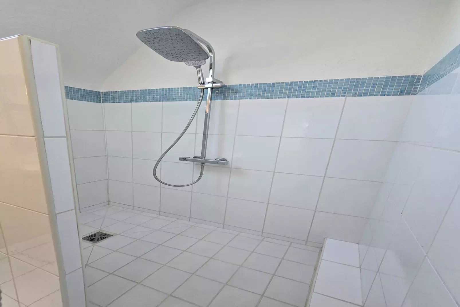 TY LAOUEN - Plougonvelin-Badkamer