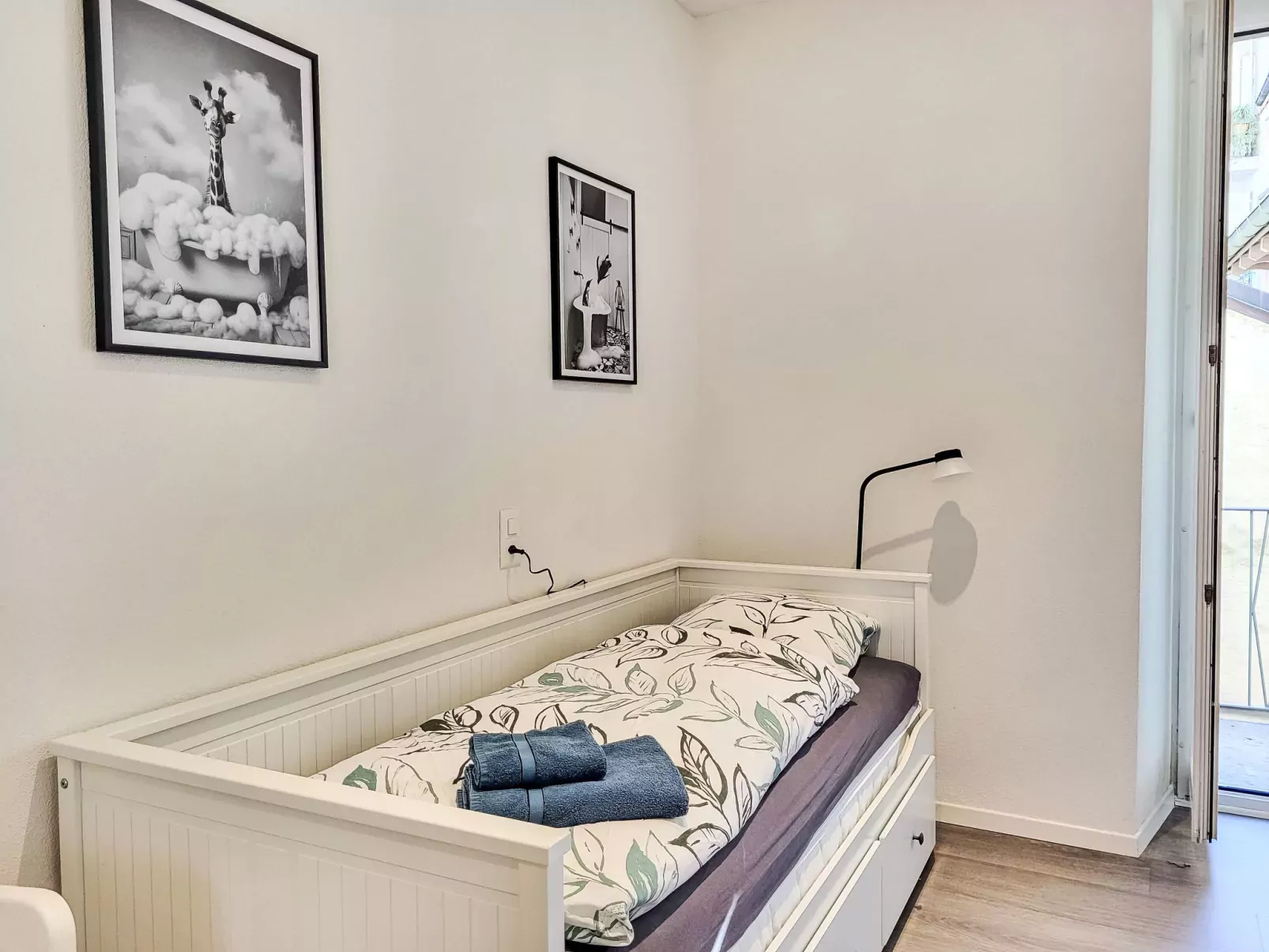 White Locarno Apt.1-Binnen