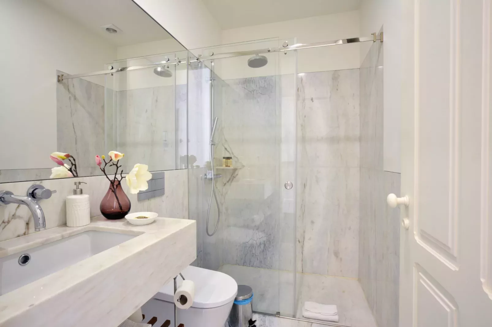 YOUROPO - Market 1B-Badkamer