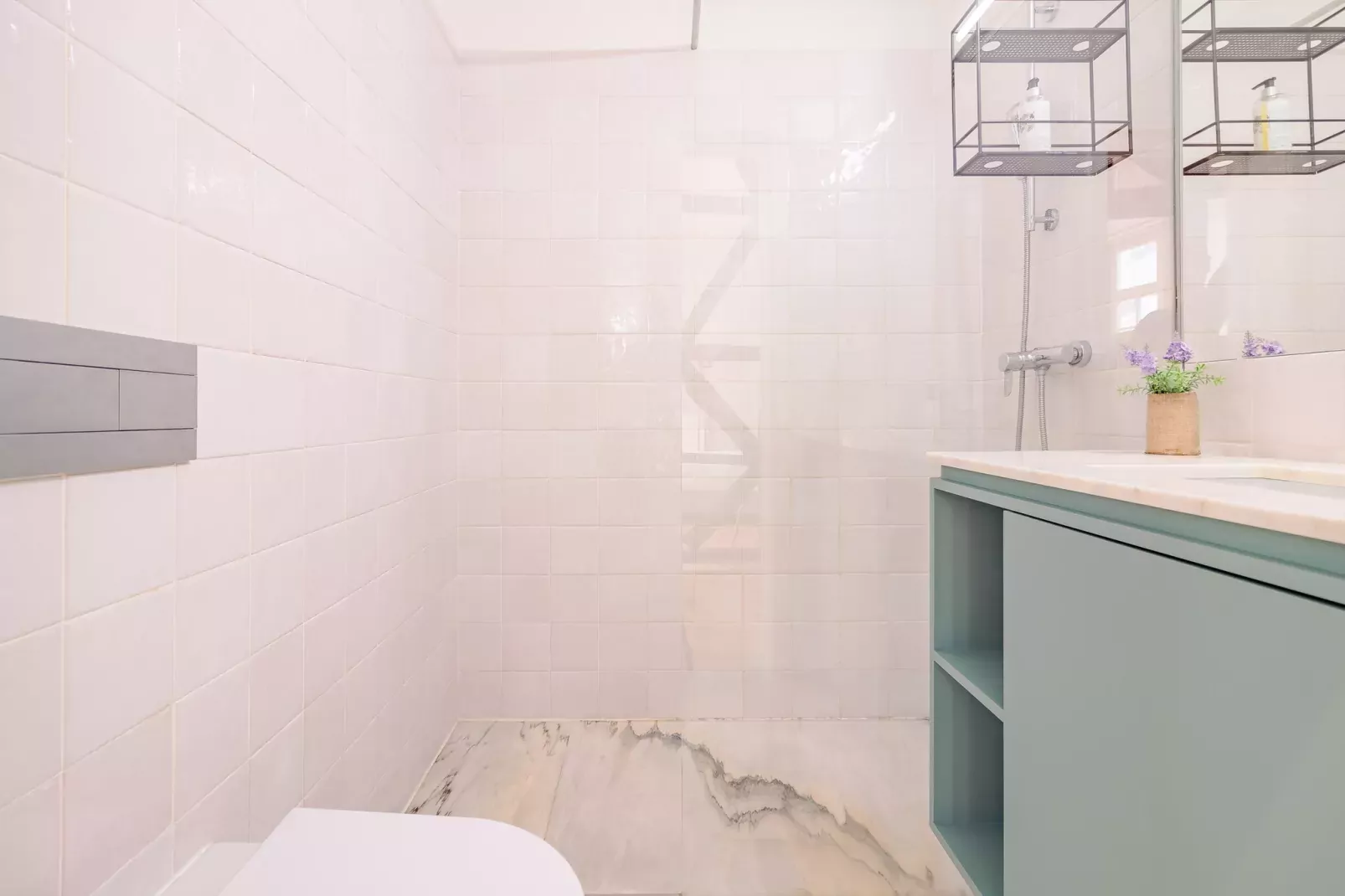 YOUROPO - City Center 2-Badkamer