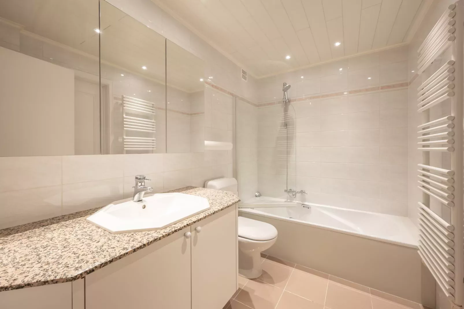 Residentie Sun Beach-11-Badkamer