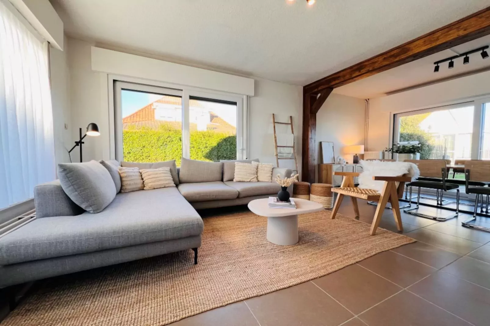 Manitobawijk 25 Home-Woonkamer