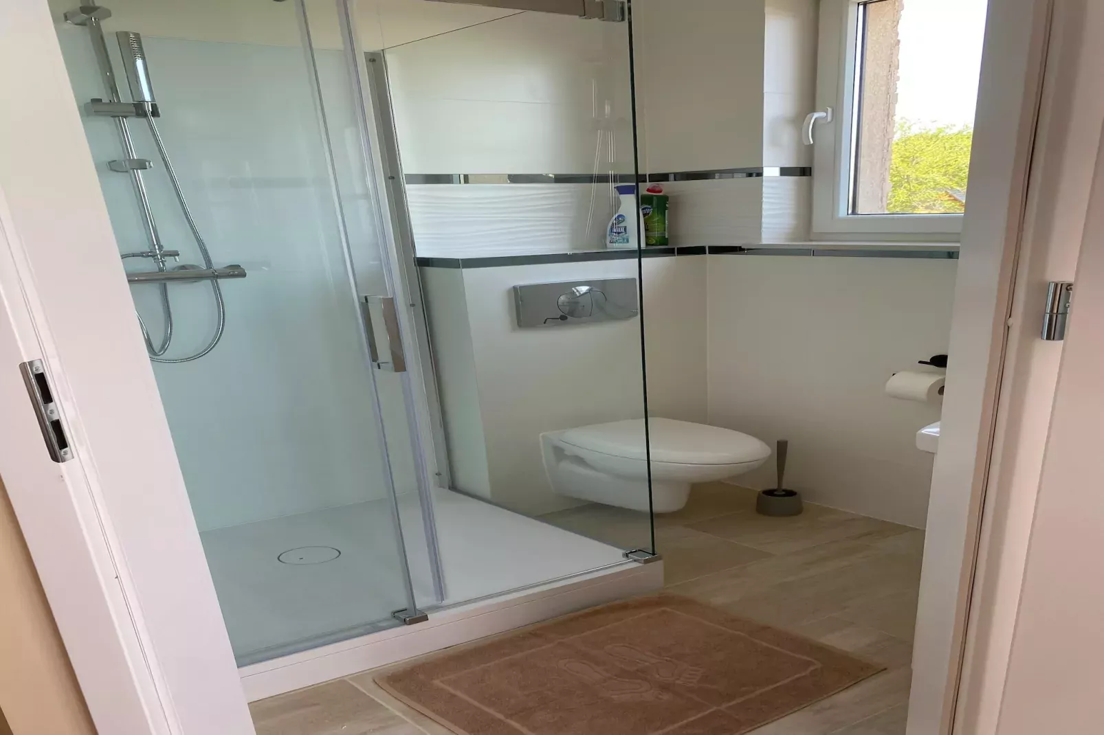 Pokój 4-osobowy I piętro-Badkamer