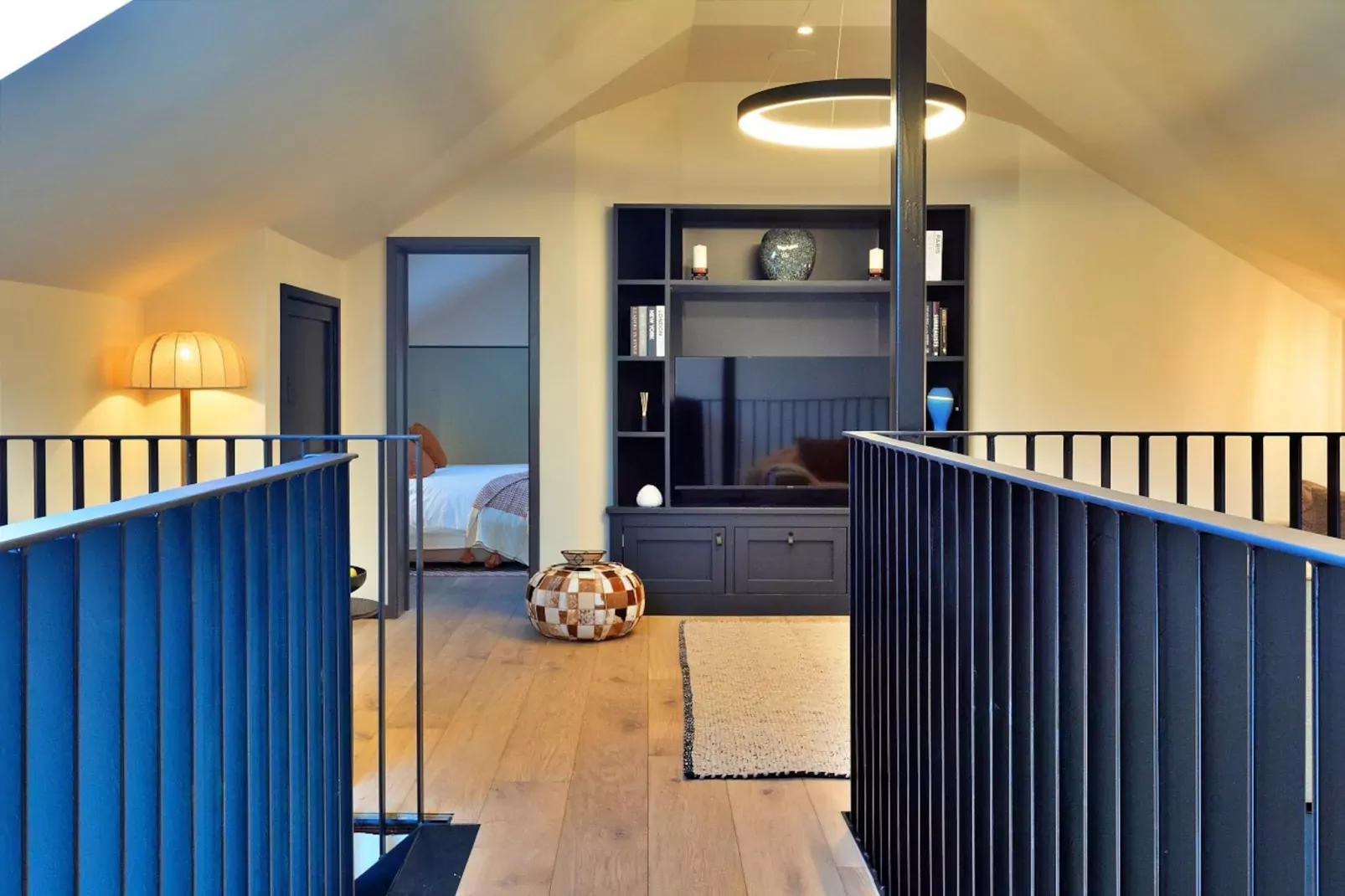 Wesleyan House-Woonkamer