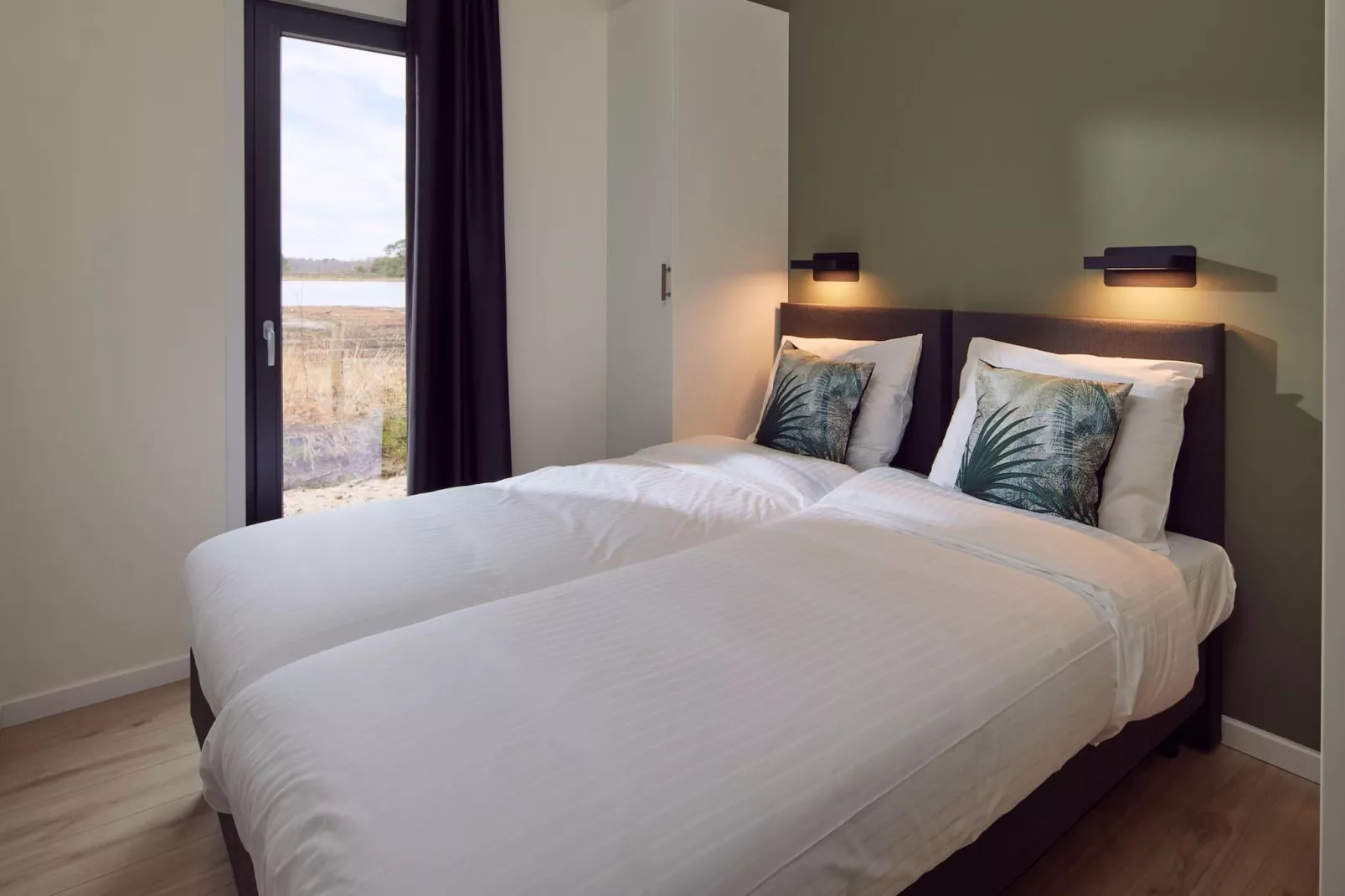 Waterlodge 6 Deluxe met sauna en hottub-Niet-getagd