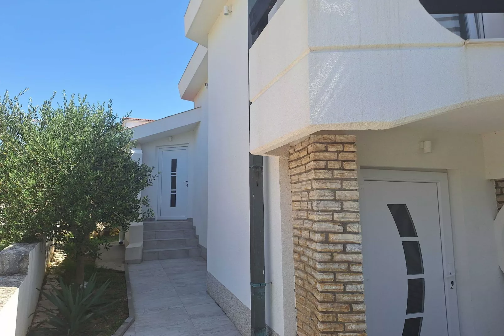Sea View  Apartment Povljana - One Bedroom Apartment with Sea View-Buitenlucht