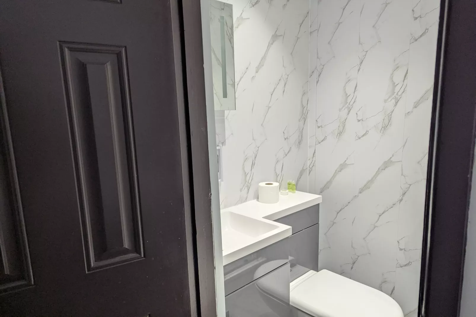 Firs lodge Sta twin-Badkamer