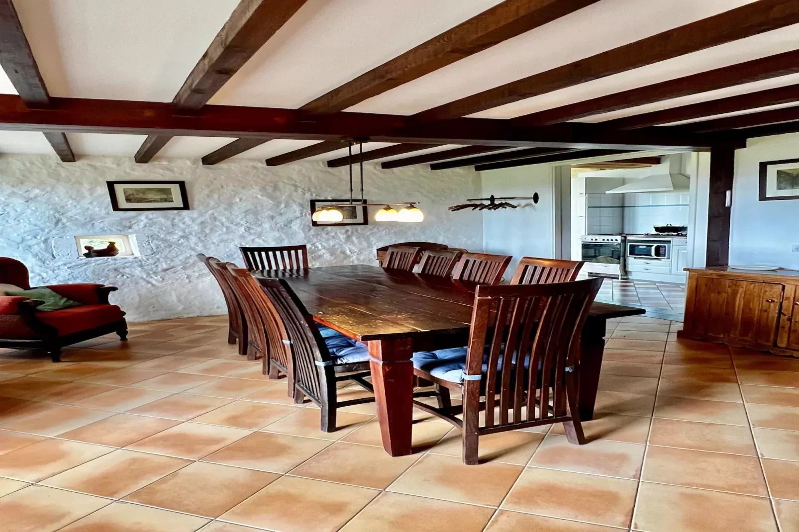 Maison de vacances Lusignac zonder gastverblijf-Eetkamer