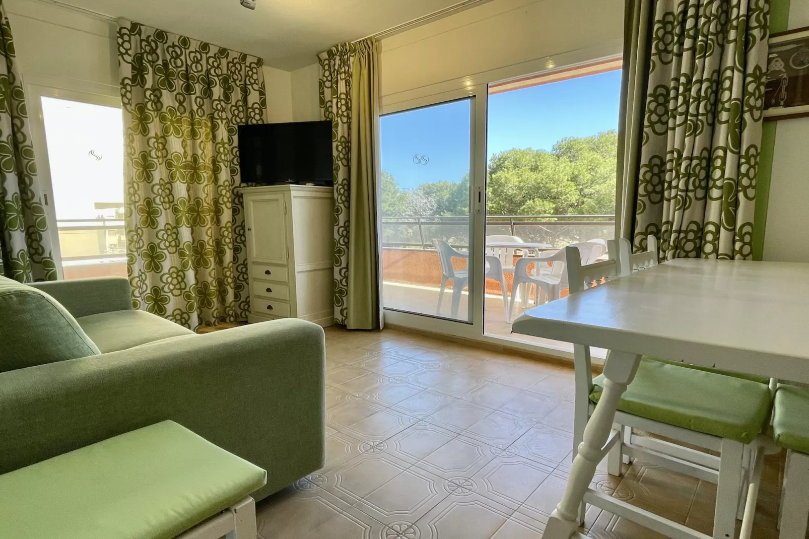 SALLES BEACH 33