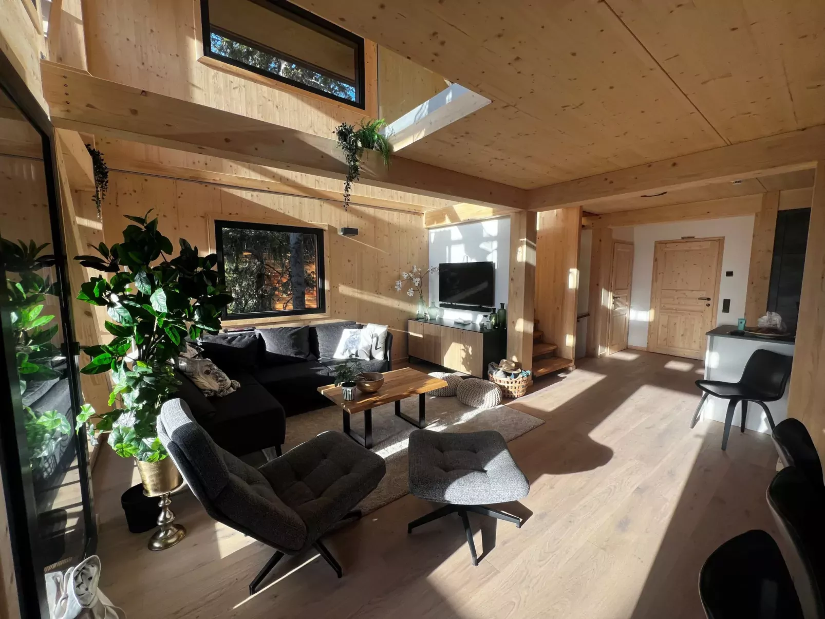 Superior #14 mit Sauna & Hot Tub-Buiten