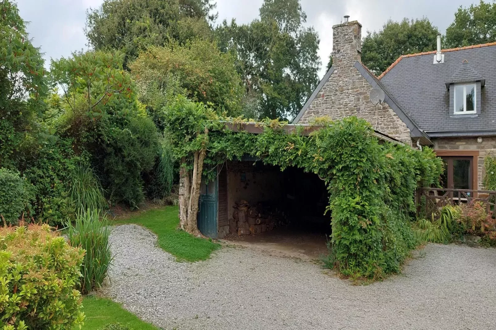 Gîte Girasol-Buitenkant zomer