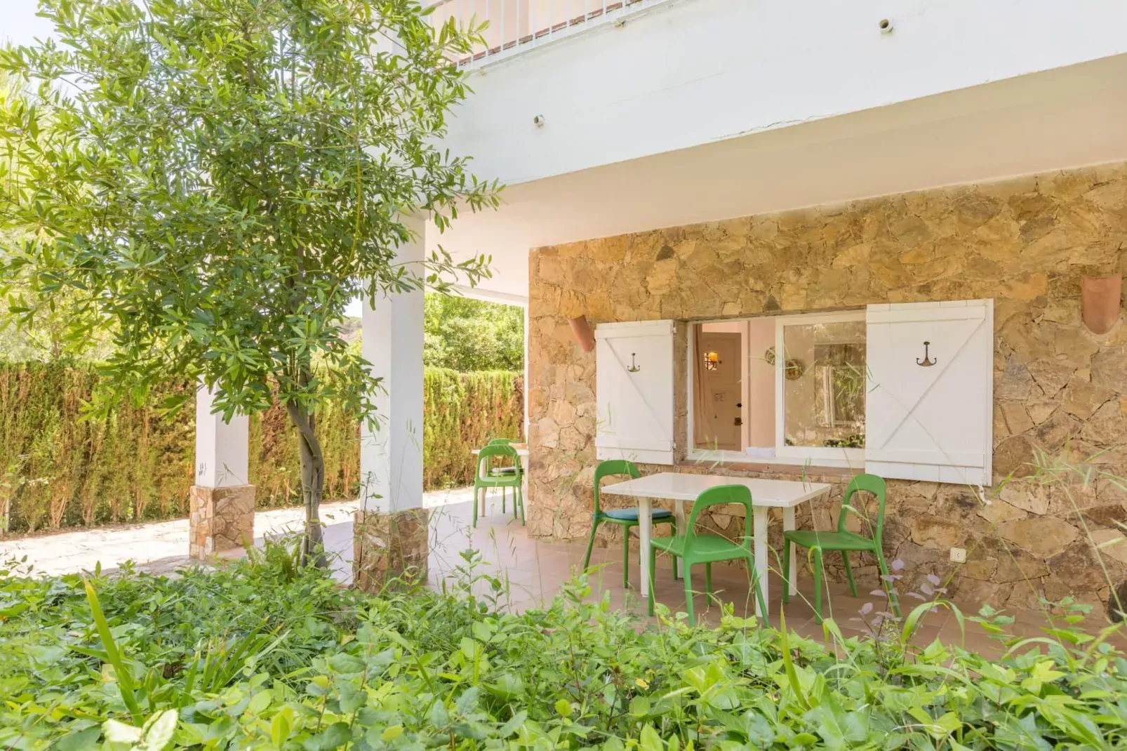 Pandora  Pl.-Terrasbalkon